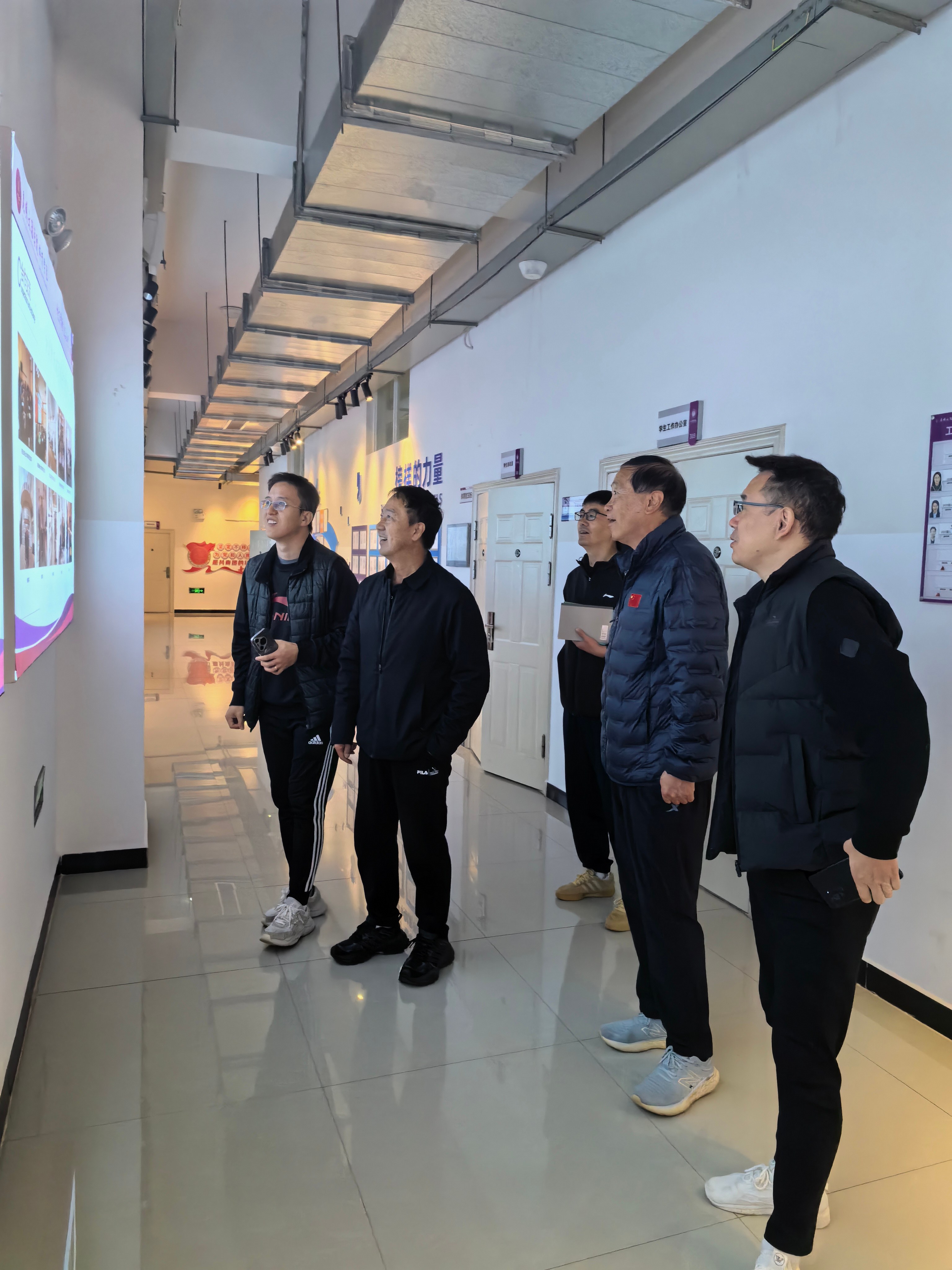 图片6(1).jpg 图片6(1).jpg